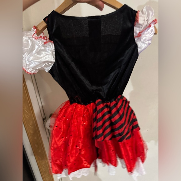 Sweet pirate costume size M 5-7 - Picture 3 of 6